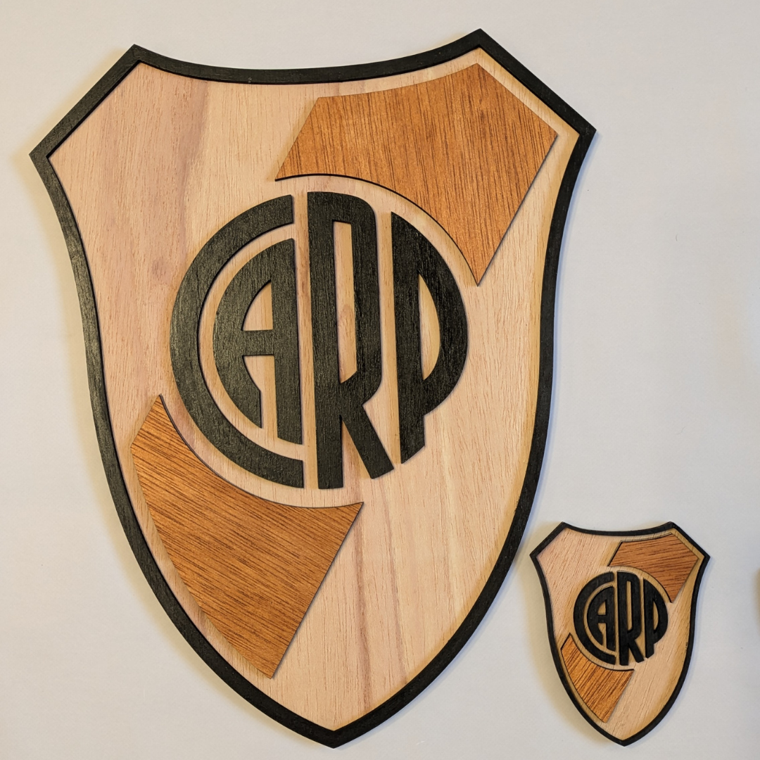 Escudo River en madera 3D